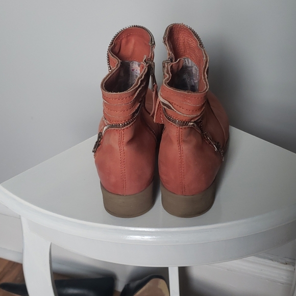 Mjus Ankle Booties - Picture 4 of 5